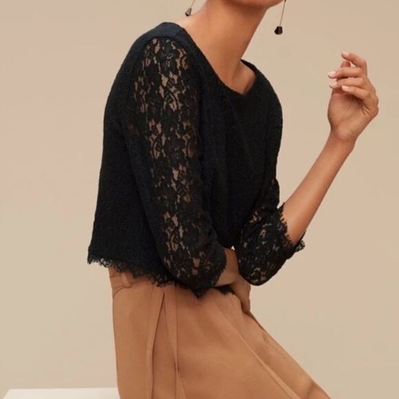 𝅺aritzia Babaton Lace Crop top long slv / Skirt Set - Picture 2 of 16